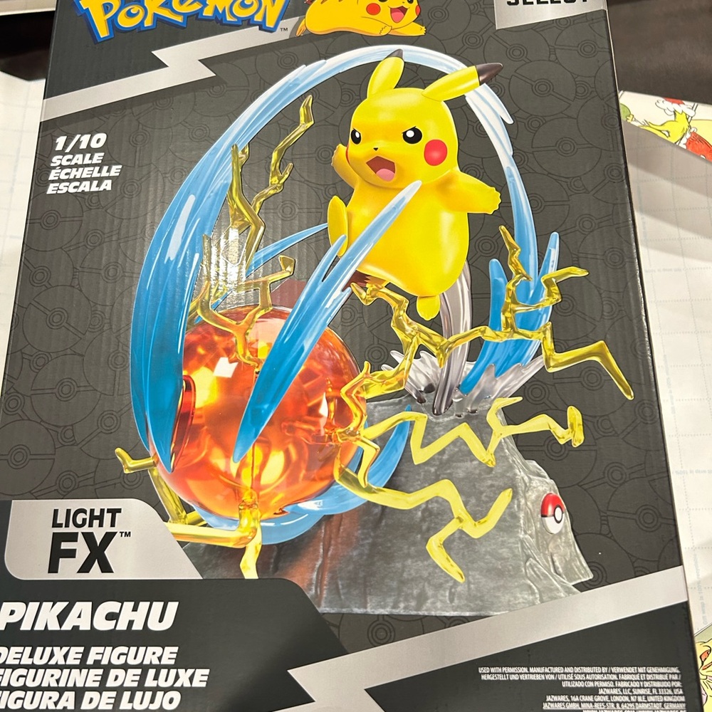 Pokemon Pikachu Deluxe Figure with Light Effects